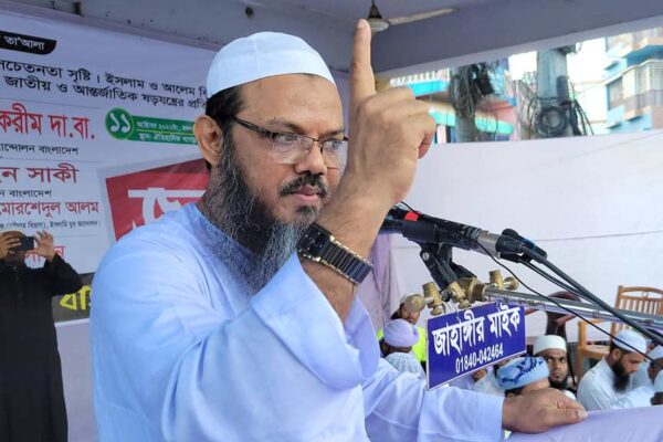 আগের আওয়ামী লীগ ও বর্তমান বিএনপির মধ্যে কোনও পার্থক্য নেই: ফয়জুল করীম