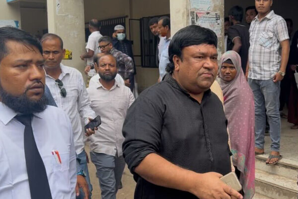 সারজিসের বিরুদ্ধে মানহানি মামলার আবেদন করেছেন বিএনপি নেতা তানভীর সিরাজ। ছবি: সংগৃহীত