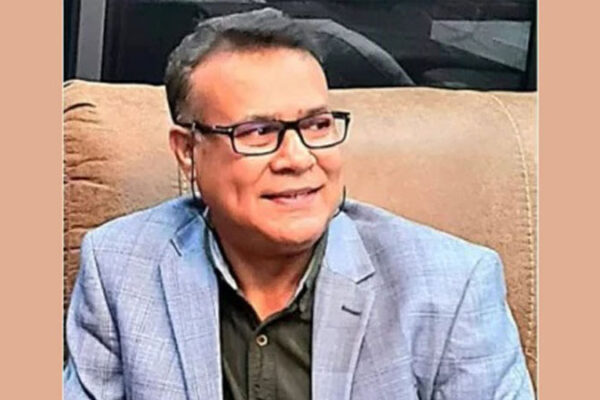 ‘কলেজ পরিদর্শনে গিয়ে দেখি শিক্ষার্থীরা এআই দিয়ে পরীক্ষা দিচ্ছে, প্রিন্সিপাল বসে চা খাচ্ছেন’